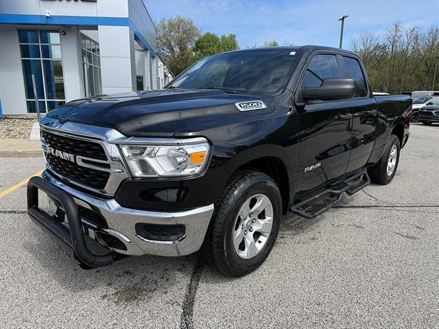2023 RAM 1500 Big Horn Quad Cab 4x4 6'4" Box in Black — front three-quarter view