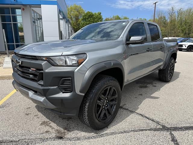 2025 Chevrolet Colorado Trail Boss in Sterling Gray Metallic — front three-quarter view
