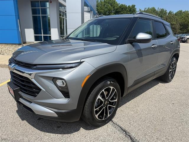 2025 Chevrolet Trailblazer LT in Sterling Gray Metallic — front three-quarter view